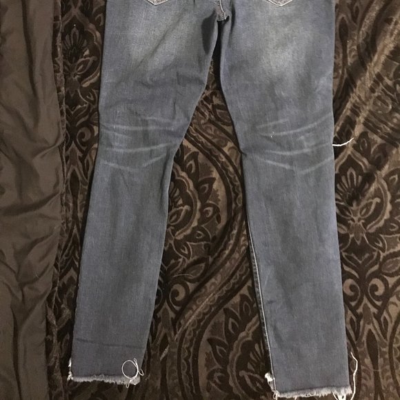 Blue Jeans - Picture 4 of 5